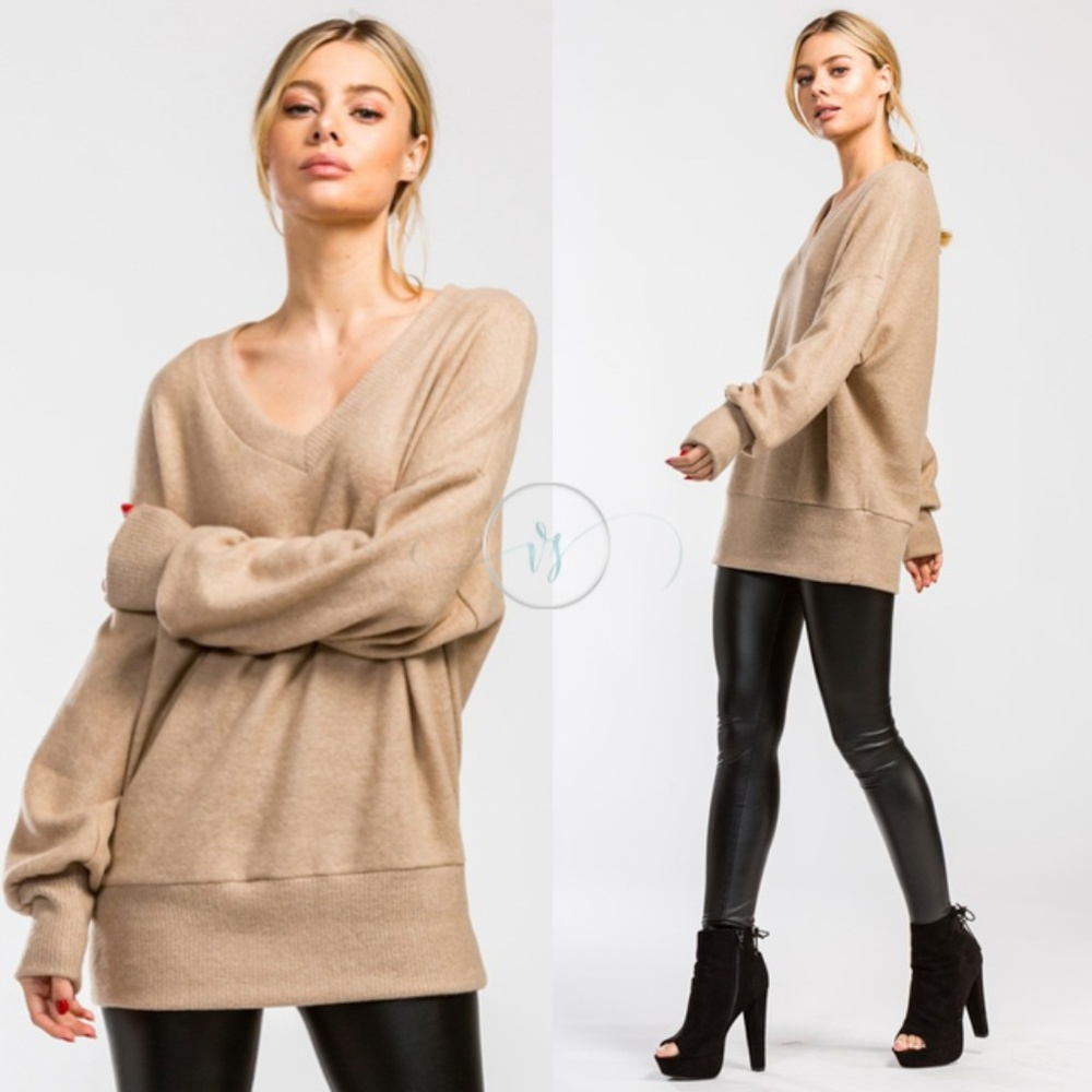 Latte Brushed Knit V-Neck Top Size Medium in Khaki